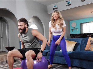 Fit MILF Kayla Kayden gets her pussy licked and fucked balls deep